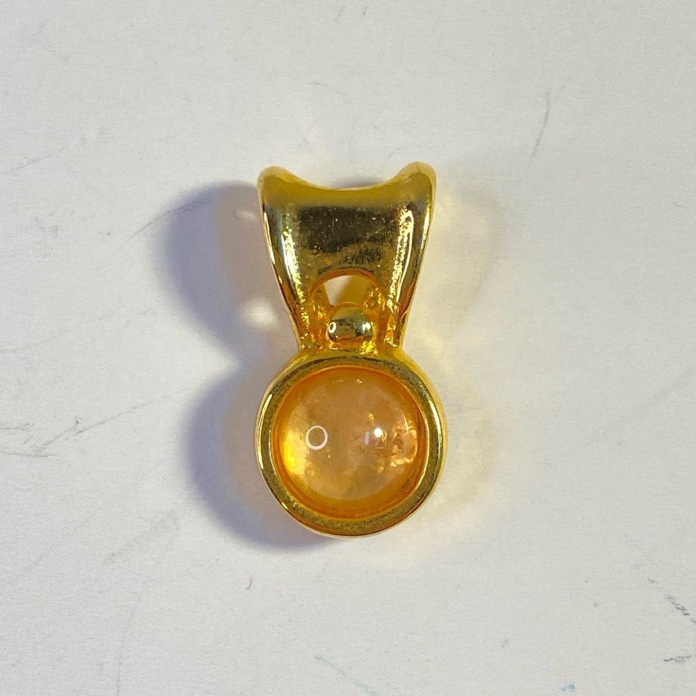 Vintage Gold Tone Pendant with Round Pale Pink Glass Stone